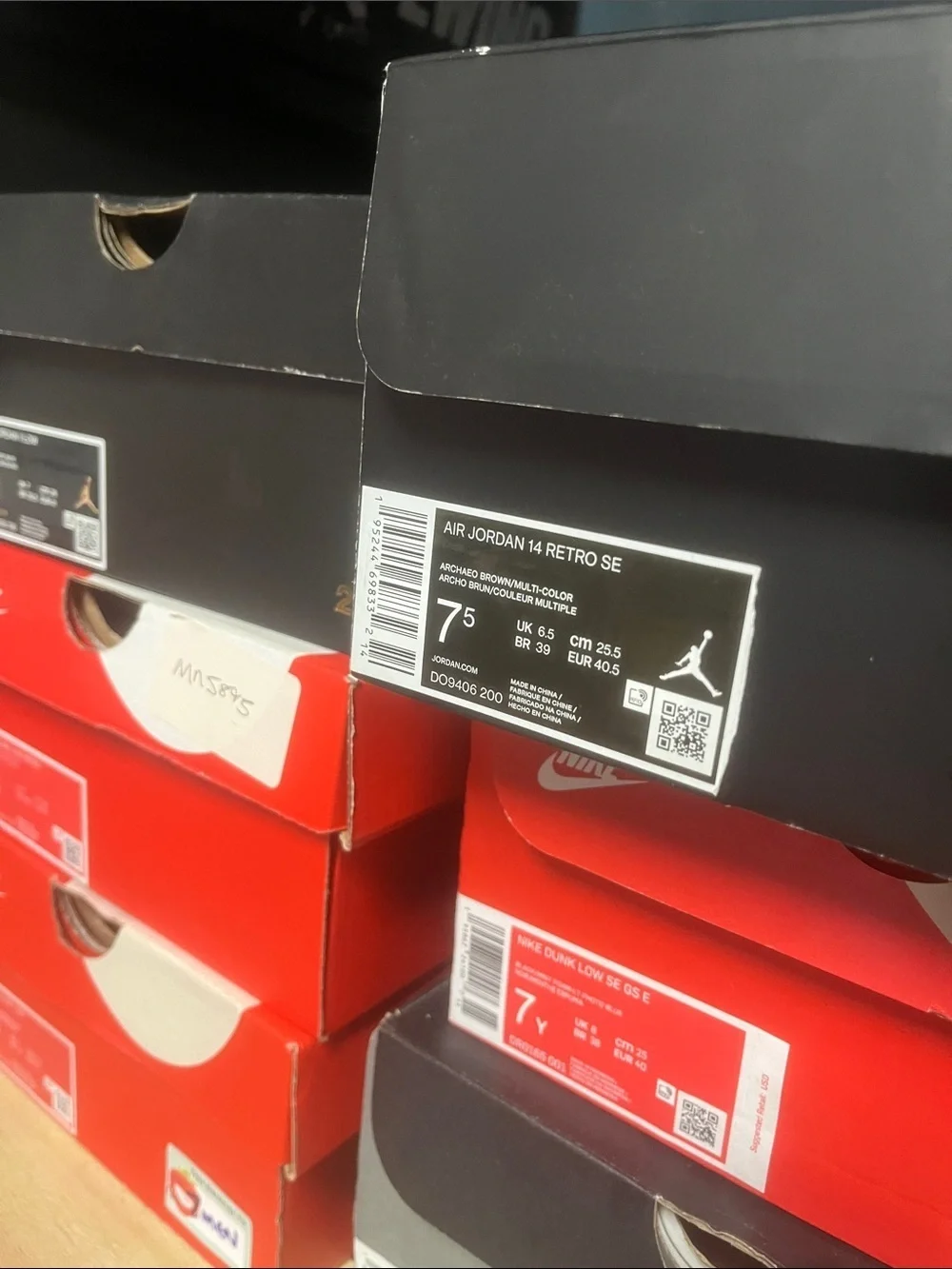 Sz 7.5 Air Jordan 14 Retro SE 